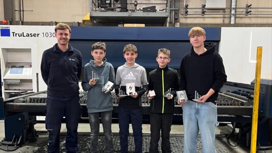 Huber Technik Gruppenbild Ein Tag Azubi 2025